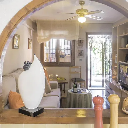 2 Bedroom Lovely In